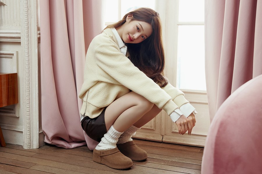 UGG